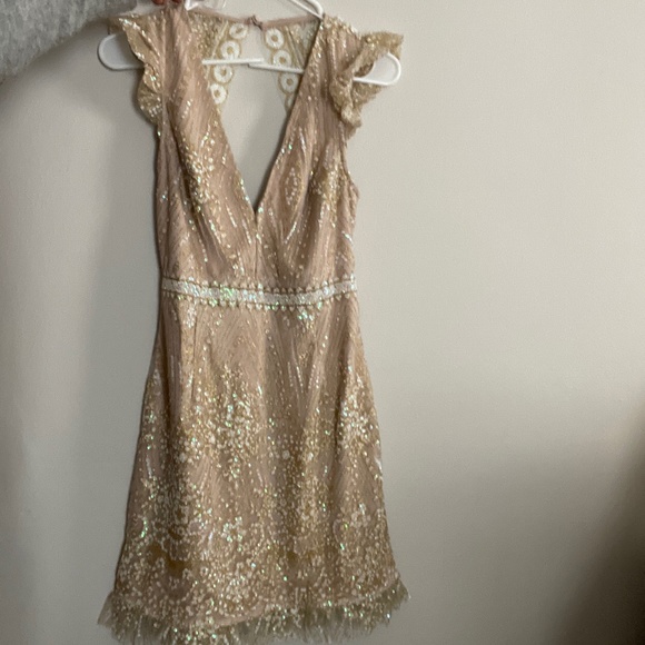 Hello molly dress - Picture 1 of 4